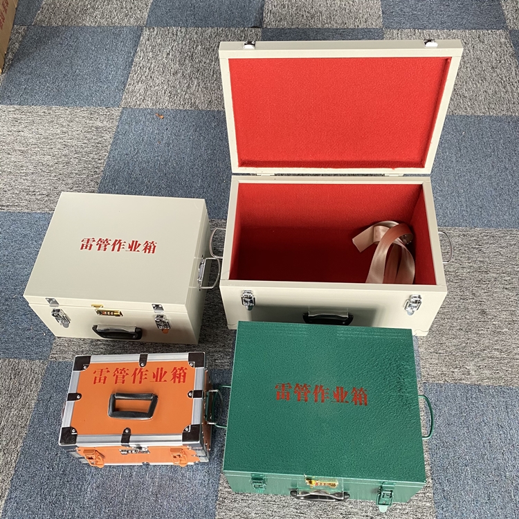 寒亭爆破工程作业箱如何选择？玻璃钢与传统材质的全面对比